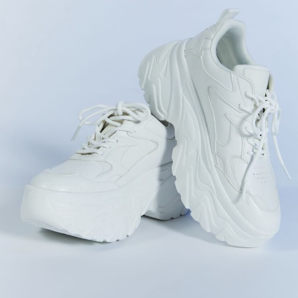 Chunky platform sneakers